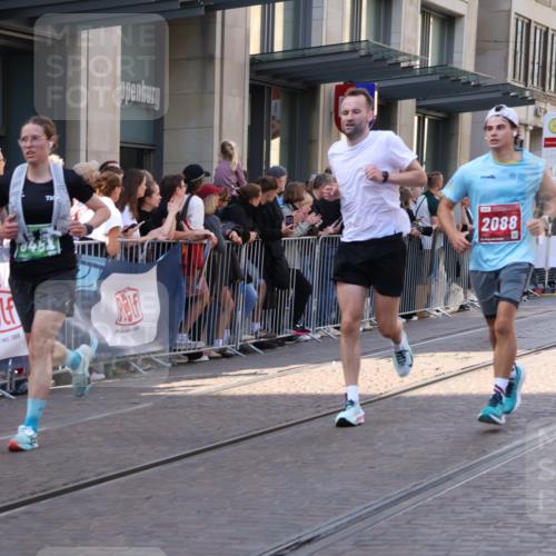 13.09.2026 - 21. swb-Marathon Bremen Strokosch-Dieckow http://msf.ph/oto/10329726 13.09.2026 13:21:49 Ziel 141, 148, 1209, 1601, 1645, 2051, 2499, 3021, 3652, 3774, 4204, 4211, 4581, 5193, 6621, 7625, 7917, 8438, 8447, 8452, 8574, 8924, 9599, 9668, 9839, 572, 1130, 1254, 2088, 2397, 2570, 2904, 3290, 3338, 3435, 3655, 3695, 3774, 3930, 3934, 4581, 4735, 5542, 6865, 6976, 7098, 7176, 8184, 8270, 8384, 8730, 8947, 9048, 9059, 9421, 10120, 13145 meine-sportfotos.de