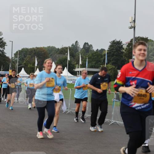 13.09.2026 - Kiel Lauf Andreas Tolksdorf http://msf.ph/oto/10329802 13.09.2026 09:31:08 Kiellinie 2568, 6845, 9172 meine-sportfotos.de
