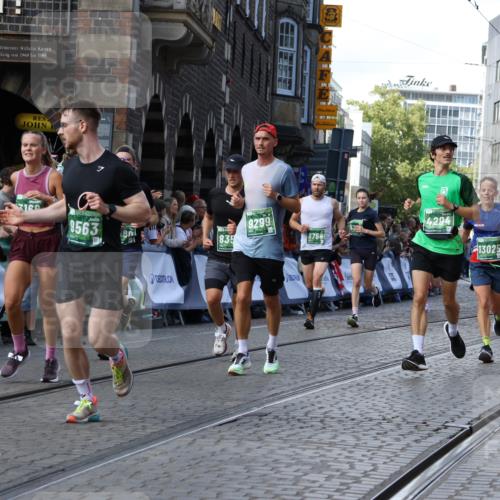 13.09.2026 - 21. swb-Marathon Bremen Strokosch-Dieckow http://msf.ph/oto/10329833 13.09.2026 13:25:17 Ziel 972, 1080, 1264, 2322, 2761, 3015, 3105, 4091, 4113, 4262, 4507, 4918, 4973, 5664, 6079, 6360, 6544, 6807, 6943, 7409, 7854, 8245, 8853, 9073, 9152, 9360, 10103, 209, 260, 1650, 1658, 2046, 3168, 4294, 5755, 5814, 6380, 7252, 8357, 8695, 8769, 9299, 9460, 9468, 9563, 13025 meine-sportfotos.de