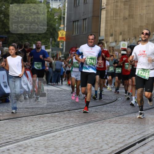 13.09.2026 - 21. swb-Marathon Bremen Strokosch-Dieckow http://msf.ph/oto/10329855 13.09.2026 13:14:31 Ziel 107, 235, 1433, 1542, 1613, 1998, 2043, 2084, 2203, 2701, 2824, 2913, 2922, 3545, 4728, 5593, 5610, 5986, 6145, 7029, 7435, 7591, 7659, 7963, 8118, 8886, 8919, 9783, 10105, 199, 615, 616, 1455, 2251, 2847, 2971, 2997, 3012, 3175, 3821, 3834, 4097, 4246, 4586, 4685, 5239, 5962, 7251, 7782, 8366, 9242, 10016 meine-sportfotos.de