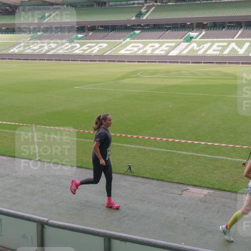 13.09.2026 - 21. swb-Marathon Bremen Michael Burmester http://msf.ph/oto/10329898 13.09.2026 13:00:51 Laufen im Stadion 135, 242, 260, 282, 318, 342, 440, 651, 687, 745, 930, 1067, 1080, 1209, 1368, 1448, 1493, 1494, 1582, 1650, 1861, 1896, 1935, 1963, 2088, 2289, 2293, 2306, 2322, 2370, 2409, 2427, 2481, 2485, 2490, 2491, 2517, 2560, 2561, 2570, 2627, 2658, 2686, 2700, 2708, 2781, 2806, 2906, 2914, 2953, 2961, 2967, 3015, 3076, 3105, 3145, 3168, 3173, 3273, 3354, 3372, 3374, 3375, 3385, 3480, 3524, 3526, 3642, 3729, 3774, 3855, 3856, 3861, 3930 meine-sportfotos.de