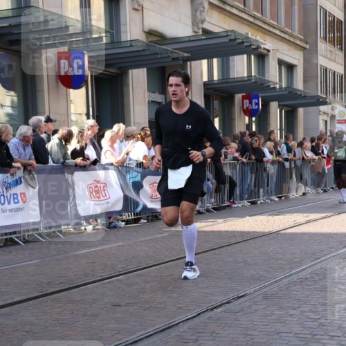 13.09.2026 - 21. swb-Marathon Bremen Strokosch-Dieckow http://msf.ph/oto/10329905 13.09.2026 13:21:54 Ziel 148, 1601, 1645, 2051, 2499, 3021, 3652, 4204, 4211, 6621, 7625, 7917, 8447, 8452, 8574, 8924, 9599, 9668, 9839, 141, 572, 1130, 1209, 1254, 2051, 2088, 2397, 2570, 3290, 3338, 3435, 3695, 3774, 3930, 3934, 4581, 4735, 5193, 5542, 6865, 6976, 7098, 7176, 8384, 8438, 8947, 9059, 9421, 10120, 13145 meine-sportfotos.de