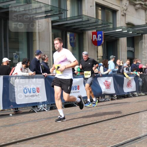 13.09.2026 - 21. swb-Marathon Bremen Strokosch-Dieckow http://msf.ph/oto/10329971 13.09.2026 11:02:31 Ziel 10190, 10296, 10633, 10731, 10783, 10945, 10954, 10955, 10985, 11096, 11107, 11261, 11313, 11564, 11662, 11697, 11701, 11719, 11730, 11776, 11785, 12071, 12154, 12247, 12429, 12448, 12451, 12465, 10153, 10154, 10173, 10273, 10274, 10278, 10331, 10338, 10439, 10636, 10738, 10885, 10915, 10943, 11137, 11249, 11505, 11508, 11526, 11554, 11576, 11853, 11886, 11890, 11945, 12042, 12094, 12134, 12135, 12169, 12252, 12489 meine-sportfotos.de
