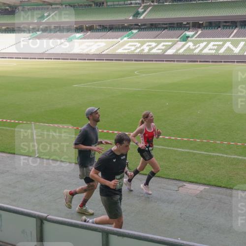 13.09.2026 - 21. swb-Marathon Bremen Michael Burmester http://msf.ph/oto/10329973 13.09.2026 13:01:00 Laufen im Stadion 135, 242, 260, 282, 318, 342, 440, 531, 651, 687, 930, 1006, 1067, 1209, 1368, 1436, 1448, 1493, 1494, 1582, 1650, 1861, 1896, 1935, 1963, 2033, 2062, 2088, 2293, 2306, 2322, 2370, 2409, 2427, 2481, 2485, 2490, 2491, 2517, 2560, 2561, 2570, 2627, 2658, 2686, 2700, 2708, 2781, 2906, 2914, 2967, 3076, 3105, 3145, 3168, 3173, 3273, 3354, 3372, 3374, 3375, 3385, 3480, 3524, 3526, 3642, 3667, 3729, 3774, 3806, 3855, 3856, 3861, 3930 meine-sportfotos.de