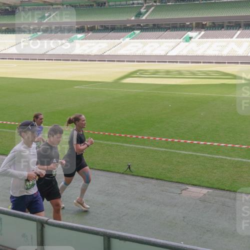 13.09.2026 - 21. swb-Marathon Bremen Michael Burmester http://msf.ph/oto/10330011 13.09.2026 13:01:06 Laufen im Stadion 135, 242, 260, 282, 318, 342, 440, 531, 651, 687, 930, 946, 1006, 1067, 1209, 1368, 1436, 1448, 1493, 1494, 1582, 1650, 1861, 1896, 1935, 1963, 2033, 2047, 2062, 2088, 2293, 2306, 2322, 2370, 2409, 2427, 2481, 2485, 2490, 2491, 2517, 2560, 2561, 2627, 2638, 2658, 2686, 2700, 2708, 2781, 2906, 2914, 2967, 3076, 3105, 3145, 3168, 3173, 3273, 3354, 3372, 3374, 3375, 3385, 3480, 3524, 3526, 3642, 3667, 3729, 3774, 3806, 3855, 3856, 3861, 3930 meine-sportfotos.de