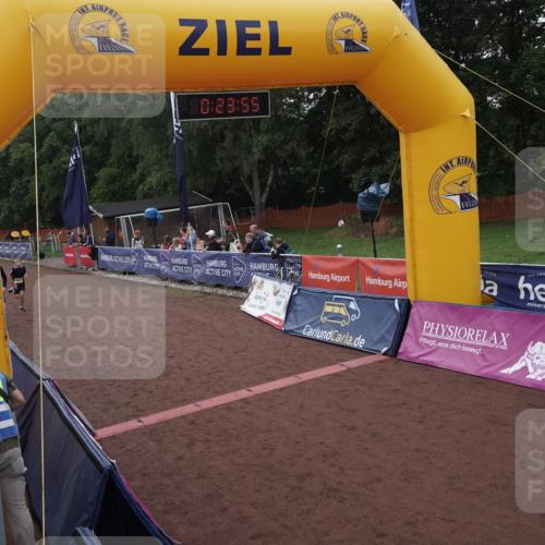 13.09.2026 - Airport Race Dennis Weichert http://msf.ph/oto/10330087 13.09.2026 10:24:28 Ziel 5018, 5145, 5147 meine-sportfotos.de