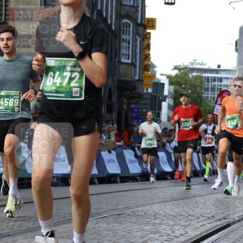 13.09.2026 - 21. swb-Marathon Bremen Strokosch-Dieckow http://msf.ph/oto/10330126 13.09.2026 13:14:48 Ziel 199, 376, 469, 1043, 1125, 1492, 1814, 2203, 2913, 3085, 3545, 3821, 3834, 4452, 4685, 5239, 5794, 5836, 5986, 6130, 6506, 7117, 7659, 7826, 8366, 8456, 9242, 9783, 9868, 889, 1510, 1748, 2383, 3206, 3504, 3717, 4226, 4968, 5294, 5298, 5315, 5417, 5471, 5796, 6379, 6404, 6521, 6528, 6717, 7190, 8238, 9523, 9797, 13141 meine-sportfotos.de