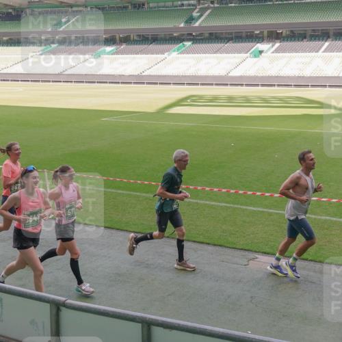13.09.2026 - 21. swb-Marathon Bremen Michael Burmester http://msf.ph/oto/10330156 13.09.2026 13:01:23 Laufen im Stadion 135, 150, 242, 282, 318, 440, 531, 651, 687, 930, 946, 1006, 1067, 1163, 1368, 1436, 1448, 1582, 1650, 1861, 1896, 1935, 1963, 2033, 2047, 2062, 2292, 2293, 2306, 2322, 2370, 2409, 2427, 2485, 2490, 2491, 2560, 2561, 2627, 2638, 2658, 2686, 2700, 2708, 2781, 2906, 2967, 2987, 3013, 3044, 3076, 3105, 3145, 3168, 3173, 3187, 3248, 3294, 3334, 3354, 3372, 3374, 3375, 3385, 3392, 3480, 3524, 3526, 3527, 3642, 3667, 3729, 3774, 3806, 3855, 3856 meine-sportfotos.de