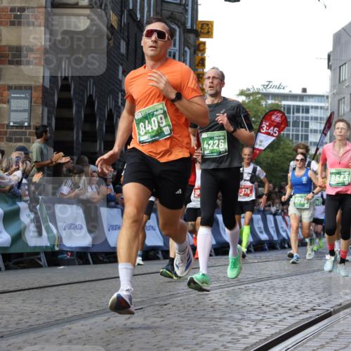 13.09.2026 - 21. swb-Marathon Bremen Strokosch-Dieckow http://msf.ph/oto/10330204 13.09.2026 13:14:49 Ziel 199, 376, 469, 1043, 1125, 1492, 1814, 2203, 2913, 3085, 3545, 3821, 3834, 4452, 4685, 5239, 5794, 5836, 5986, 6130, 6506, 7117, 7659, 7826, 8366, 8456, 9242, 9783, 9868, 10016, 889, 1510, 1748, 2383, 3206, 3504, 3717, 4226, 4968, 5294, 5298, 5315, 5417, 5471, 5796, 6351, 6379, 6404, 6521, 6528, 6717, 7190, 8238, 9363, 9523, 9797, 13141 meine-sportfotos.de