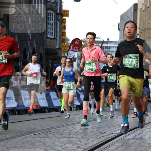 13.09.2026 - 21. swb-Marathon Bremen Strokosch-Dieckow http://msf.ph/oto/10330214 13.09.2026 13:14:50 Ziel 199, 376, 469, 1043, 1125, 1492, 1814, 2913, 3085, 3545, 3821, 3834, 4452, 4685, 5239, 5794, 5836, 5986, 6130, 6506, 7117, 7782, 7826, 8366, 8456, 9242, 9868, 10016, 889, 1510, 2383, 3206, 3504, 3717, 4968, 5294, 5298, 5417, 5471, 5796, 6351, 6379, 6404, 6521, 6528, 6717, 7190, 8238, 9363, 9523, 9797, 13141 meine-sportfotos.de