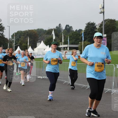 13.09.2026 - Kiel Lauf Andreas Tolksdorf http://msf.ph/oto/10330238 13.09.2026 09:31:51 Kiellinie 9399, 8248, 38, 11456, 8730, 48, 8828 meine-sportfotos.de