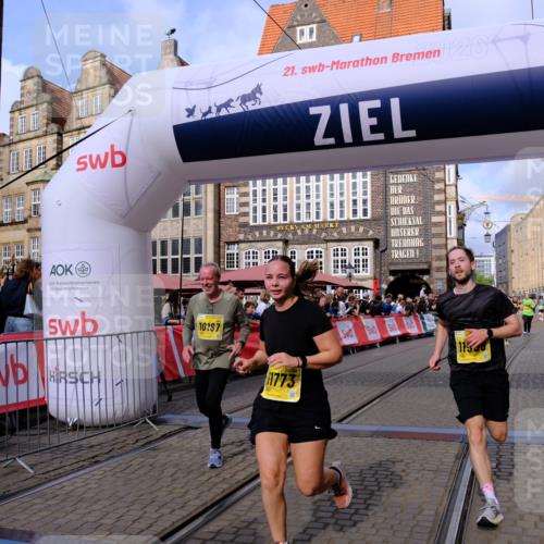 13.09.2026 - 21. swb-Marathon Bremen Tim E. http://msf.ph/oto/10330252 13.09.2026 11:03:42 Ziel 10092, 10150, 10187, 10237, 10309, 10420, 10724, 10902, 10904, 11211, 11411, 11598, 11655, 11746, 11773, 11830, 12068, 12184, 12185, 12611 meine-sportfotos.de