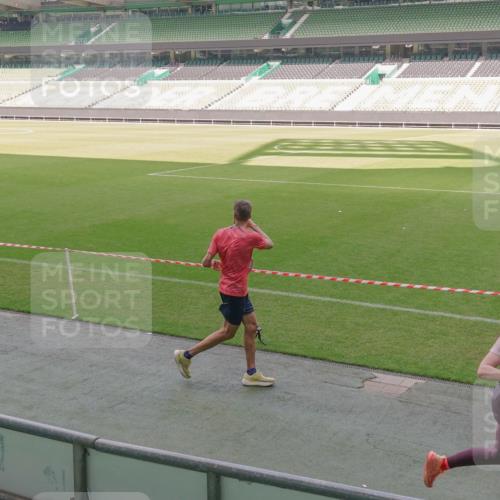 13.09.2026 - 21. swb-Marathon Bremen Michael Burmester http://msf.ph/oto/10330260 13.09.2026 13:01:33 Laufen im Stadion 150, 242, 282, 318, 440, 531, 651, 687, 722, 930, 946, 1006, 1067, 1163, 1250, 1368, 1436, 1448, 1582, 1650, 1861, 1896, 1935, 1963, 2033, 2047, 2062, 2292, 2293, 2306, 2322, 2345, 2370, 2378, 2409, 2427, 2485, 2490, 2491, 2560, 2561, 2627, 2638, 2658, 2666, 2700, 2708, 2781, 2906, 2967, 2987, 3013, 3044, 3105, 3145, 3163, 3164, 3168, 3173, 3187, 3248, 3294, 3334, 3354, 3372, 3374, 3375, 3385, 3392, 3480, 3524, 3526, 3527, 3642, 3667, 3729, 3774, 3806, 3856, 4000 meine-sportfotos.de