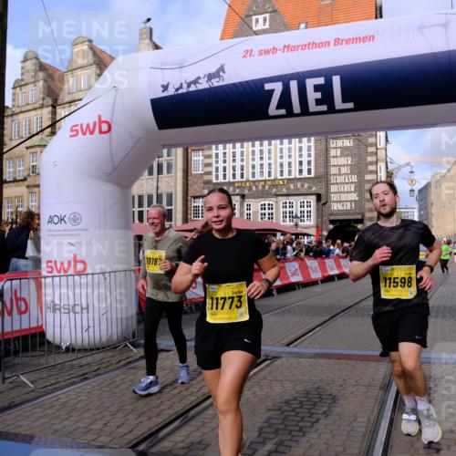 13.09.2026 - 21. swb-Marathon Bremen Tim E. http://msf.ph/oto/10330261 13.09.2026 11:03:43 Ziel 10092, 10150, 10187, 10237, 10309, 10420, 10724, 10902, 10904, 11211, 11411, 11598, 11655, 11746, 11773, 11830, 12068, 12184, 12185, 12611 meine-sportfotos.de