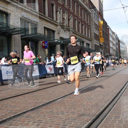 13.09.2026 - 21. swb-Marathon Bremen Strokosch-Dieckow http://msf.ph/oto/10330300 13.09.2026 11:02:40 Ziel 10185, 10296, 10528, 10531, 10598, 10633, 10715, 10727, 10731, 10783, 10945, 10954, 10955, 11070, 11095, 11096, 11107, 11313, 11493, 11564, 11676, 11697, 11701, 11719, 11730, 11785, 11836, 12071, 12214, 12247, 12421, 12432, 12448, 12465, 12483, 10153, 10154, 10190, 10273, 10274, 10278, 10338, 10738, 10885, 10985, 11096, 11137, 11261, 11505, 11508, 11526, 11554, 11662, 11776, 11853, 11890, 11945, 12154, 12169, 12252, 12429, 12451, 12489 meine-sportfotos.de