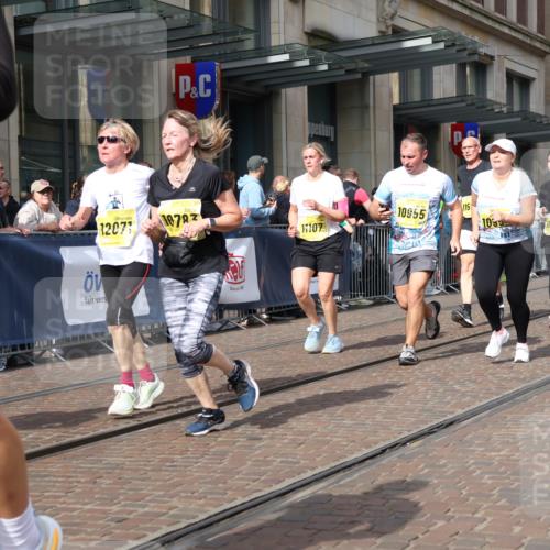 13.09.2026 - 21. swb-Marathon Bremen Strokosch-Dieckow http://msf.ph/oto/10330342 13.09.2026 11:02:41 Ziel 10185, 10195, 10296, 10528, 10531, 10598, 10633, 10715, 10727, 10731, 10783, 10945, 10954, 10955, 10959, 11070, 11095, 11107, 11313, 11493, 11564, 11676, 11697, 11701, 11719, 11730, 11785, 11836, 12071, 12214, 12247, 12421, 12432, 12448, 12465, 12483, 10153, 10154, 10190, 10273, 10274, 10278, 10338, 10738, 10885, 10945, 10985, 11096, 11137, 11261, 11505, 11508, 11526, 11554, 11662, 11701, 11776, 11890, 11945, 12154, 12169, 12252, 12429, 12451, 12489 meine-sportfotos.de