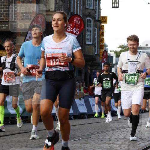 13.09.2026 - 21. swb-Marathon Bremen Strokosch-Dieckow http://msf.ph/oto/10330356 13.09.2026 13:14:54 Ziel 199, 376, 1043, 1125, 1492, 1814, 2251, 2847, 2971, 2997, 3012, 3085, 3821, 3834, 4586, 4685, 5239, 5794, 5836, 6130, 6506, 7117, 7251, 7782, 7826, 8366, 8456, 9242, 9868, 10016, 1510, 2383, 3504, 3717, 4382, 4992, 5294, 5298, 5417, 5471, 6351, 6379, 6521, 6528, 6717, 7190, 7432, 8238, 9338, 9363, 9797 meine-sportfotos.de