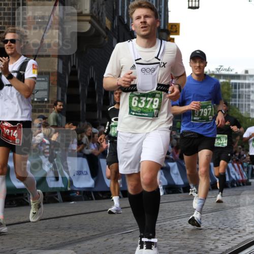 13.09.2026 - 21. swb-Marathon Bremen Strokosch-Dieckow http://msf.ph/oto/10330378 13.09.2026 13:14:55 Ziel 199, 376, 1043, 1125, 1455, 1492, 1814, 2251, 2847, 2971, 2997, 3012, 3085, 3821, 3834, 4097, 4246, 4586, 4685, 5239, 5794, 5836, 5962, 6130, 6506, 7117, 7251, 7782, 7826, 8366, 8456, 9242, 9868, 10016, 1510, 1664, 2383, 3504, 3717, 4382, 4992, 5149, 5294, 5298, 5417, 5471, 6351, 6521, 6528, 6717, 7190, 7432, 8238, 9338, 9363, 9797 meine-sportfotos.de