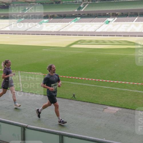 13.09.2026 - 21. swb-Marathon Bremen Michael Burmester http://msf.ph/oto/10330407 13.09.2026 13:01:47 Laufen im Stadion 150, 242, 282, 318, 440, 531, 687, 722, 930, 936, 946, 1006, 1067, 1163, 1250, 1436, 1448, 1582, 1896, 2033, 2047, 2062, 2292, 2345, 2370, 2378, 2409, 2427, 2485, 2490, 2491, 2560, 2561, 2627, 2638, 2658, 2666, 2668, 2700, 2708, 2781, 2906, 2967, 2987, 3013, 3044, 3163, 3164, 3168, 3173, 3187, 3248, 3294, 3334, 3372, 3374, 3375, 3385, 3392, 3524, 3526, 3527, 3603, 3642, 3667, 3721, 3774, 3806, 3852, 3856, 3893, 4000, 4506 meine-sportfotos.de