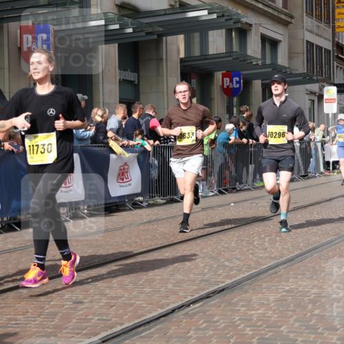 13.09.2026 - 21. swb-Marathon Bremen Strokosch-Dieckow http://msf.ph/oto/10330439 13.09.2026 11:02:43 Ziel 10185, 10195, 10296, 10528, 10531, 10598, 10633, 10715, 10727, 10731, 10954, 10955, 10959, 11070, 11095, 11107, 11313, 11493, 11564, 11676, 11697, 11719, 11730, 11785, 11836, 12071, 12214, 12247, 12421, 12432, 12448, 12465, 12483, 10190, 10273, 10278, 10296, 10633, 10783, 10945, 10985, 11096, 11137, 11261, 11508, 11526, 11554, 11662, 11701, 11719, 11776, 11890, 11945, 12154, 12169, 12252, 12429, 12451, 12489 meine-sportfotos.de