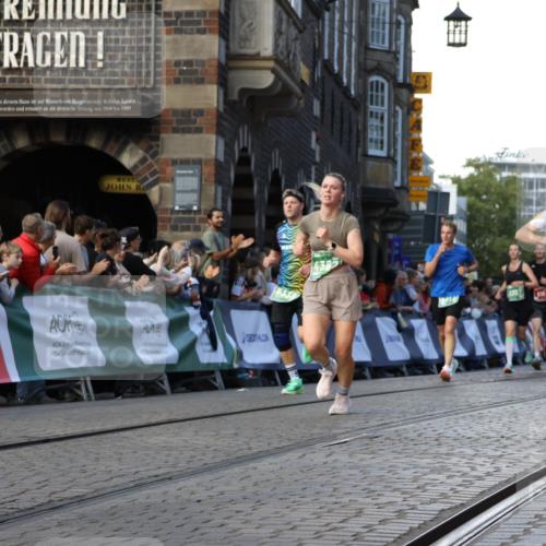 13.09.2026 - 21. swb-Marathon Bremen Strokosch-Dieckow http://msf.ph/oto/10330569 13.09.2026 13:15:05 Ziel 199, 615, 616, 889, 1455, 1748, 2251, 2847, 2971, 2997, 3012, 3057, 3175, 3206, 3834, 4097, 4226, 4246, 4569, 4586, 4968, 5239, 5315, 5649, 5796, 5962, 6404, 6472, 7251, 7782, 8366, 8409, 9242, 9523, 10016, 13141, 1664, 3357, 3743, 4111, 4382, 4992, 5003, 5149, 5385, 6011, 6773, 6902, 7432, 7497, 7515, 7717, 7730, 9253, 9338, 9483, 13137, 13139 meine-sportfotos.de