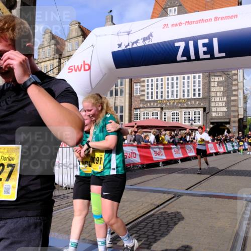 13.09.2026 - 21. swb-Marathon Bremen Tim E. http://msf.ph/oto/10330661 13.09.2026 11:04:00 Ziel 10090, 10091, 10327, 10357, 10420, 10429, 10569, 10796, 10902, 10950, 11211, 11325, 11411, 11451, 11595, 11655, 11746, 11868, 12074 meine-sportfotos.de
