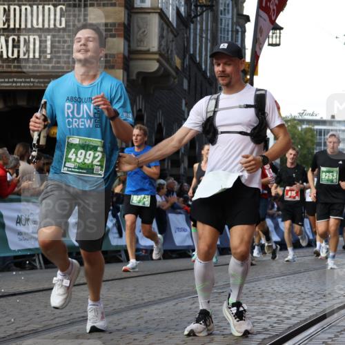 13.09.2026 - 21. swb-Marathon Bremen Strokosch-Dieckow http://msf.ph/oto/10330663 13.09.2026 13:15:08 Ziel 615, 616, 889, 1455, 1748, 2251, 2847, 2971, 2997, 3012, 3057, 3175, 3206, 3834, 4097, 4226, 4246, 4569, 4586, 4968, 5315, 5471, 5649, 5796, 5962, 6379, 6404, 6472, 6528, 7251, 7782, 8409, 9242, 9523, 9797, 10016, 13141, 1664, 3357, 3743, 4111, 4646, 5003, 5149, 5385, 6011, 6773, 6902, 7497, 7515, 7717, 7730, 8086, 8254, 8255, 9253, 9483, 13137, 13139 meine-sportfotos.de