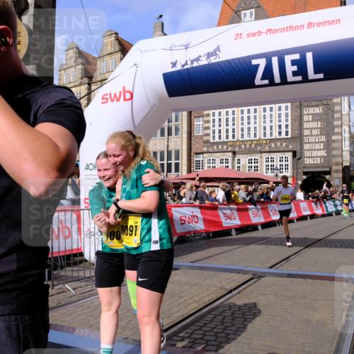 13.09.2026 - 21. swb-Marathon Bremen Tim E. http://msf.ph/oto/10330673 13.09.2026 11:04:01 Ziel 10090, 10091, 10152, 10327, 10357, 10420, 10429, 10569, 10796, 10902, 10918, 10950, 11325, 11451, 11595, 11655, 11746, 11868, 11967, 12074 meine-sportfotos.de