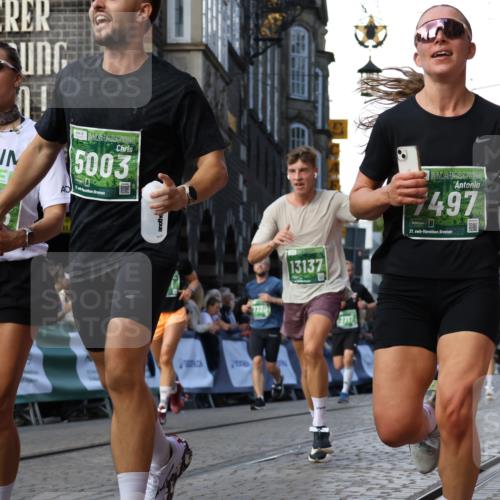 13.09.2026 - 21. swb-Marathon Bremen Strokosch-Dieckow http://msf.ph/oto/10330754 13.09.2026 13:15:13 Ziel 615, 616, 889, 1455, 1510, 1748, 2383, 2847, 3057, 3175, 3206, 3504, 3717, 4097, 4226, 4246, 4569, 4968, 5294, 5298, 5315, 5471, 5649, 5796, 5962, 6379, 6404, 6472, 6528, 6717, 7190, 7251, 8238, 8409, 9523, 9797, 13141, 3743, 4111, 4646, 4663, 6011, 6526, 7291, 7346, 7717, 7730, 8086, 8254, 8255 meine-sportfotos.de