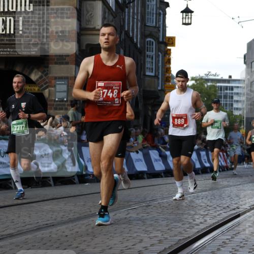 13.09.2026 - 21. swb-Marathon Bremen Strokosch-Dieckow http://msf.ph/oto/10330876 13.09.2026 13:15:16 Ziel 615, 616, 889, 1510, 1748, 2383, 3057, 3175, 3206, 3504, 3717, 4226, 4569, 4968, 5294, 5298, 5315, 5417, 5471, 5649, 5796, 6351, 6379, 6404, 6472, 6521, 6528, 6717, 7190, 8238, 8409, 9363, 9523, 9797, 13141, 3743, 4646, 4663, 6011, 6526, 7291, 7346, 7717, 7730, 7992, 8086, 8254, 8255 meine-sportfotos.de