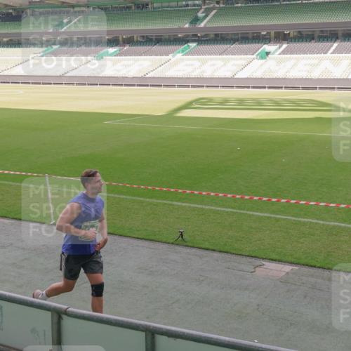 13.09.2026 - 21. swb-Marathon Bremen Michael Burmester http://msf.ph/oto/10330895 13.09.2026 13:02:31 Laufen im Stadion 150, 282, 318, 440, 531, 722, 762, 930, 936, 940, 946, 1006, 1014, 1067, 1163, 1250, 1436, 1448, 1460, 1582, 1611, 1896, 2033, 2047, 2062, 2276, 2292, 2345, 2364, 2370, 2378, 2421, 2491, 2513, 2638, 2666, 2668, 2779, 2900, 2987, 3013, 3044, 3114, 3135, 3163, 3164, 3187, 3248, 3258, 3294, 3334, 3360, 3372, 3374, 3375, 3392, 3460, 3496, 3526, 3527, 3576, 3585, 3603, 3667, 3721, 3806, 3852, 3893, 3938, 3970, 3983, 4000, 4077, 4133, 4506, 4558 meine-sportfotos.de