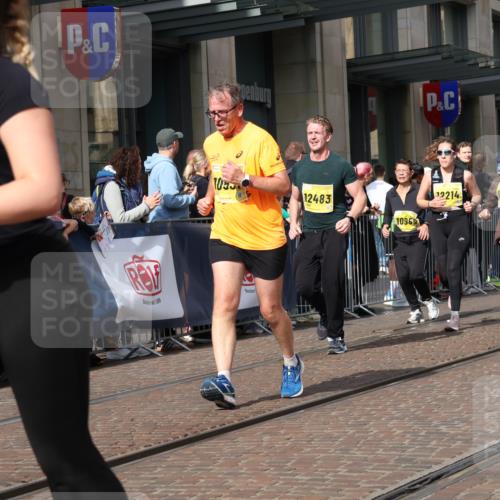 13.09.2026 - 21. swb-Marathon Bremen Strokosch-Dieckow http://msf.ph/oto/10330972 13.09.2026 11:02:56 Ziel 10092, 10150, 10185, 10187, 10195, 10237, 10309, 10528, 10531, 10598, 10715, 10724, 10727, 10904, 10959, 11070, 11095, 11493, 11598, 11676, 11773, 11830, 11836, 12068, 12184, 12185, 12214, 12421, 12432, 12483, 12611, 10190, 10296, 10633, 10731, 10783, 10945, 10954, 10955, 10985, 11096, 11107, 11261, 11313, 11564, 11662, 11697, 11701, 11719, 11730, 11776, 11785, 12071, 12154, 12247, 12429, 12448, 12451, 12465 meine-sportfotos.de