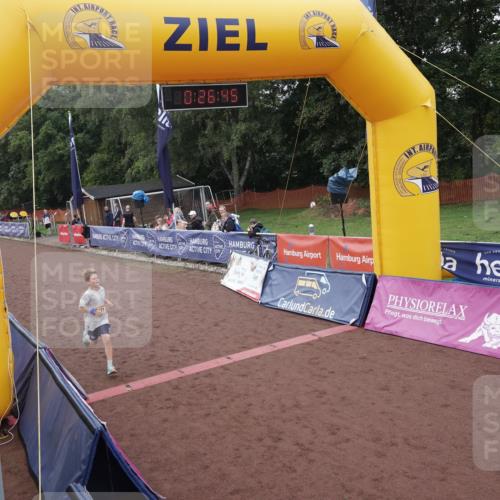 13.09.2026 - Airport Race Dennis Weichert http://msf.ph/oto/10331041 13.09.2026 10:27:18 Ziel 689, 5021 meine-sportfotos.de