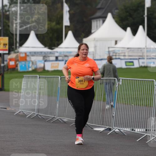 13.09.2026 - Kiel Lauf Andreas Tolksdorf http://msf.ph/oto/10331099 13.09.2026 09:33:38 Kiellinie 8447, 98, 3917 meine-sportfotos.de