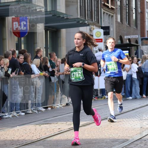 13.09.2026 - 21. swb-Marathon Bremen Strokosch-Dieckow http://msf.ph/oto/10331103 13.09.2026 13:22:31 Ziel 388, 913, 1963, 2040, 2402, 2771, 2806, 3145, 3560, 4483, 6707, 6737, 6792, 7586, 7909, 8377, 8547, 8551, 8646, 8671, 8672, 8694, 9090, 9510, 1601, 1933, 2481, 2499, 3855, 4204, 4211, 4697, 6621, 6891, 7586, 7625, 7917, 8447, 8547, 8574, 8694, 9668 meine-sportfotos.de