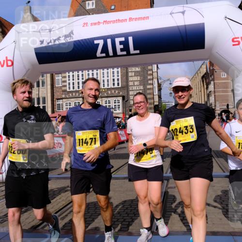 13.09.2026 - 21. swb-Marathon Bremen Tim E. http://msf.ph/oto/10331160 13.09.2026 11:04:16 Ziel 10152, 10357, 10390, 10403, 10429, 10516, 10607, 10659, 10671, 10672, 10720, 10726, 10796, 10912, 10913, 10918, 11149, 11318, 11319, 11325, 11451, 11470, 11471, 11511, 11618, 11909, 11967, 12103, 12113, 12140, 12260, 12392, 12433, 12504 meine-sportfotos.de