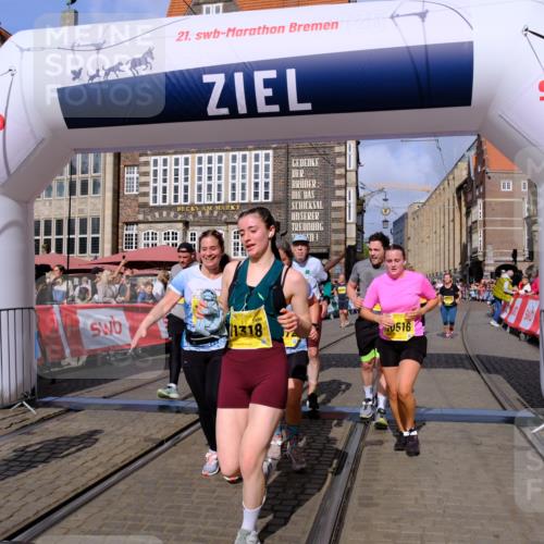 13.09.2026 - 21. swb-Marathon Bremen Tim E. http://msf.ph/oto/10331312 13.09.2026 11:04:23 Ziel 10291, 10390, 10403, 10516, 10607, 10659, 10671, 10672, 10720, 10726, 10912, 10913, 11149, 11221, 11318, 11319, 11470, 11471, 11511, 11539, 11618, 11726, 11909, 12001, 12103, 12113, 12140, 12260, 12276, 12392, 12433 meine-sportfotos.de