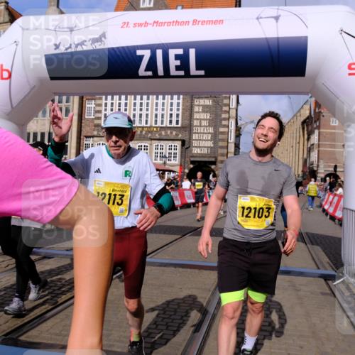 13.09.2026 - 21. swb-Marathon Bremen Tim E. http://msf.ph/oto/10331429 13.09.2026 11:04:26 Ziel 10182, 10291, 10390, 10516, 10607, 10671, 10672, 10726, 10912, 10913, 11221, 11318, 11319, 11336, 11470, 11471, 11539, 11618, 11726, 11909, 12001, 12103, 12113, 12140, 12260, 12276, 12392, 12433 meine-sportfotos.de