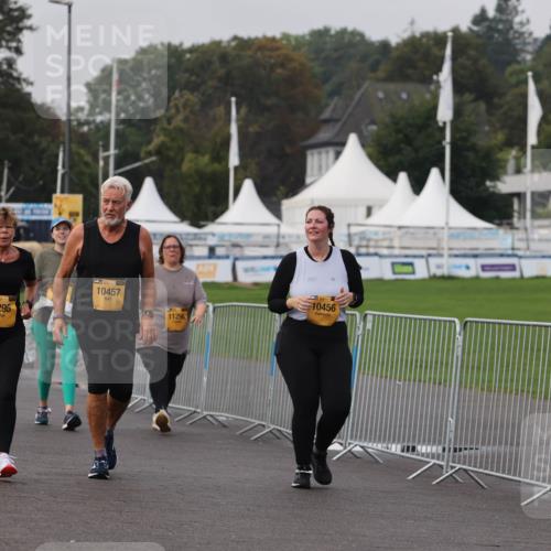 13.09.2026 - Kiel Lauf Andreas Tolksdorf http://msf.ph/oto/10331482 13.09.2026 09:34:38 Kiellinie 11398, 39, 4295, 10457, 0, 10456, 11296 meine-sportfotos.de