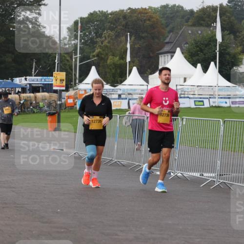 13.09.2026 - Kiel Lauf Andreas Tolksdorf http://msf.ph/oto/10331706 13.09.2026 09:35:06 Kiellinie 5493, 8443, 12735, 12736 meine-sportfotos.de