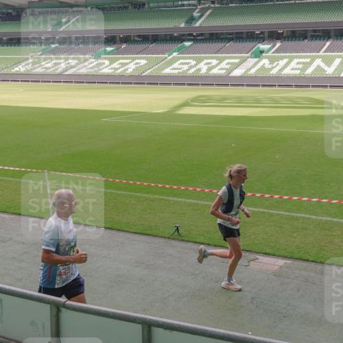 13.09.2026 - 21. swb-Marathon Bremen Michael Burmester http://msf.ph/oto/10331726 13.09.2026 13:03:30 Laufen im Stadion 209, 210, 488, 534, 596, 722, 725, 762, 881, 936, 940, 1014, 1250, 1343, 1458, 1460, 1479, 1611, 1649, 1653, 1771, 2223, 2276, 2292, 2345, 2364, 2378, 2421, 2434, 2513, 2625, 2666, 2668, 2779, 2851, 2891, 2900, 2934, 2977, 3013, 3114, 3135, 3163, 3164, 3187, 3248, 3258, 3360, 3402, 3425, 3454, 3460, 3496, 3510, 3576, 3579, 3585, 3597, 3603, 3618, 3721, 3846, 3852, 3859, 3893, 3938, 3970, 3983, 4000, 4077, 4133, 4506, 4558, 242 meine-sportfotos.de