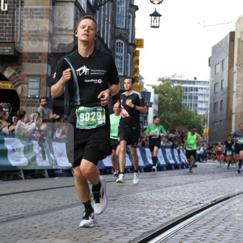 13.09.2026 - 21. swb-Marathon Bremen Strokosch-Dieckow http://msf.ph/oto/10331746 13.09.2026 13:15:35 Ziel 1664, 3357, 3743, 4111, 4382, 4646, 4992, 5003, 5149, 5385, 6011, 6351, 6773, 6902, 7346, 7432, 7497, 7515, 7717, 7730, 8086, 8254, 8255, 9253, 9338, 9363, 9483, 13137, 13139, 982, 1033, 2733, 3119, 3422, 3536, 3689, 3836, 3991, 4573, 5533, 5588, 6515, 9122, 9475, 13249 meine-sportfotos.de