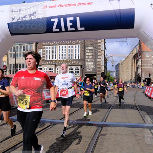 13.09.2026 - 21. swb-Marathon Bremen Tim E. http://msf.ph/oto/10331752 13.09.2026 11:04:37 Ziel 10182, 10245, 10291, 10526, 10613, 10755, 11214, 11215, 11221, 11248, 11336, 11410, 11539, 11720, 11726, 11740, 12001, 12009, 12276, 12929 meine-sportfotos.de