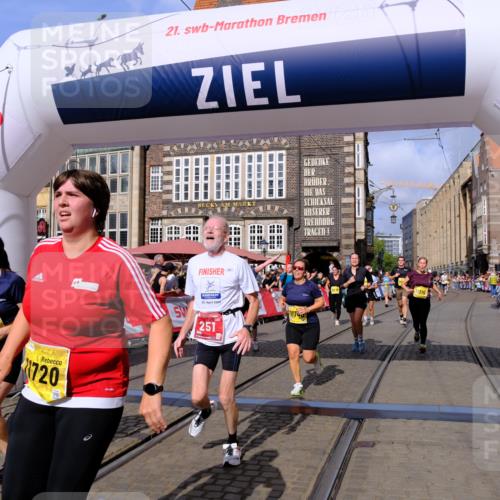 13.09.2026 - 21. swb-Marathon Bremen Tim E. http://msf.ph/oto/10331775 13.09.2026 11:04:37 Ziel 10182, 10245, 10291, 10526, 10613, 10755, 11214, 11215, 11221, 11248, 11336, 11410, 11539, 11720, 11726, 11740, 12001, 12009, 12276, 12929 meine-sportfotos.de