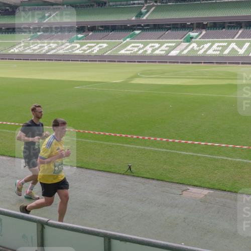 13.09.2026 - 21. swb-Marathon Bremen Michael Burmester http://msf.ph/oto/10331829 13.09.2026 13:03:40 Laufen im Stadion 209, 210, 488, 534, 596, 725, 762, 881, 936, 940, 1014, 1250, 1343, 1458, 1460, 1479, 1611, 1649, 1653, 1771, 2223, 2276, 2364, 2369, 2378, 2421, 2434, 2513, 2625, 2668, 2779, 2851, 2872, 2891, 2900, 2934, 2977, 3028, 3114, 3135, 3258, 3360, 3402, 3425, 3454, 3460, 3496, 3510, 3521, 3576, 3579, 3585, 3597, 3603, 3618, 3721, 3796, 3846, 3852, 3859, 3893, 3909, 3938, 3970, 3983, 4000, 4077, 4133, 4506, 4558, 242 meine-sportfotos.de
