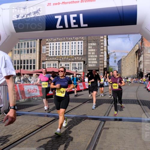 13.09.2026 - 21. swb-Marathon Bremen Tim E. http://msf.ph/oto/10331867 13.09.2026 11:04:38 Ziel 10182, 10245, 10291, 10526, 10613, 10755, 11214, 11215, 11221, 11248, 11336, 11410, 11720, 11726, 11740, 12009, 12276, 12929 meine-sportfotos.de