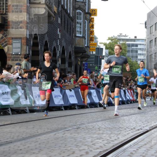 13.09.2026 - 21. swb-Marathon Bremen Strokosch-Dieckow http://msf.ph/oto/10331886 13.09.2026 13:15:42 Ziel 3357, 3743, 4111, 4646, 4663, 5003, 5385, 6011, 6526, 6773, 6902, 7291, 7346, 7497, 7515, 7717, 7730, 7992, 8086, 8254, 8255, 9253, 9483, 13137, 13139, 145, 982, 2733, 3119, 3422, 3689, 3836, 3991, 4823, 5474, 5588, 5913, 6481, 7307, 7413, 9122, 9278, 13149, 13249 meine-sportfotos.de