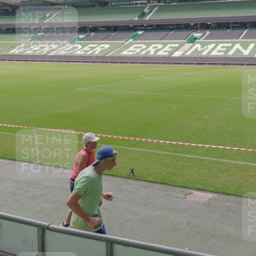 13.09.2026 - 21. swb-Marathon Bremen Michael Burmester http://msf.ph/oto/10332081 13.09.2026 13:03:59 Laufen im Stadion 209, 210, 488, 534, 565, 596, 725, 762, 881, 940, 1014, 1343, 1373, 1456, 1458, 1460, 1479, 1611, 1649, 1653, 1687, 1771, 2223, 2276, 2364, 2369, 2421, 2430, 2434, 2452, 2513, 2625, 2779, 2851, 2872, 2891, 2900, 2910, 2934, 2957, 2977, 3028, 3114, 3135, 3217, 3258, 3360, 3402, 3419, 3425, 3454, 3460, 3496, 3510, 3521, 3576, 3579, 3585, 3597, 3618, 3796, 3846, 3859, 3893, 3909, 3938, 3970, 3983, 4077, 4133, 4558, 242 meine-sportfotos.de