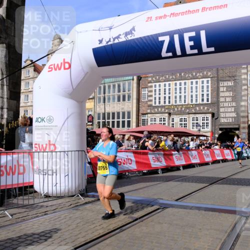 13.09.2026 - 21. swb-Marathon Bremen Tim E. http://msf.ph/oto/10332161 13.09.2026 11:04:44 Ziel 10160, 10182, 10245, 10526, 10613, 10711, 10755, 10877, 11214, 11215, 11248, 11336, 11410, 11720, 11740, 11761, 11991, 12009, 12929 meine-sportfotos.de