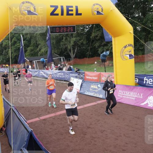 13.09.2026 - Airport Race Dennis Weichert http://msf.ph/oto/10332173 13.09.2026 10:29:59 Ziel 385, 4069, 4108, 5235, 5263, 5274, 5280, 5339, 5344, 5347, 5375, 5376, 5459 meine-sportfotos.de